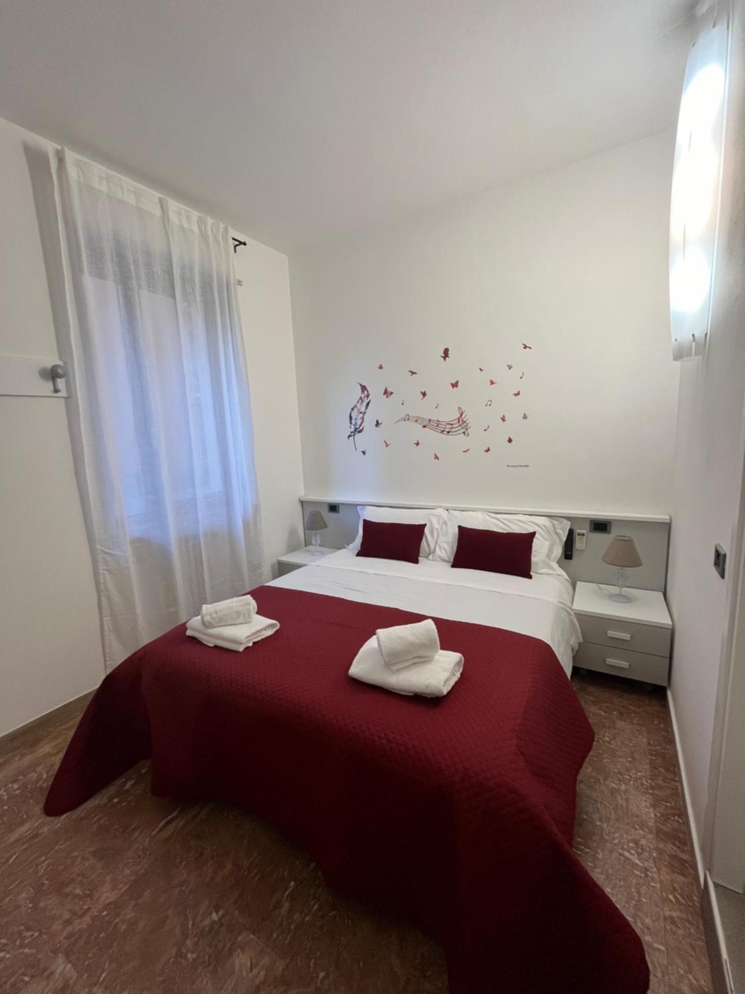 La Lirica Rooms Βερόνα Εξωτερικό φωτογραφία
